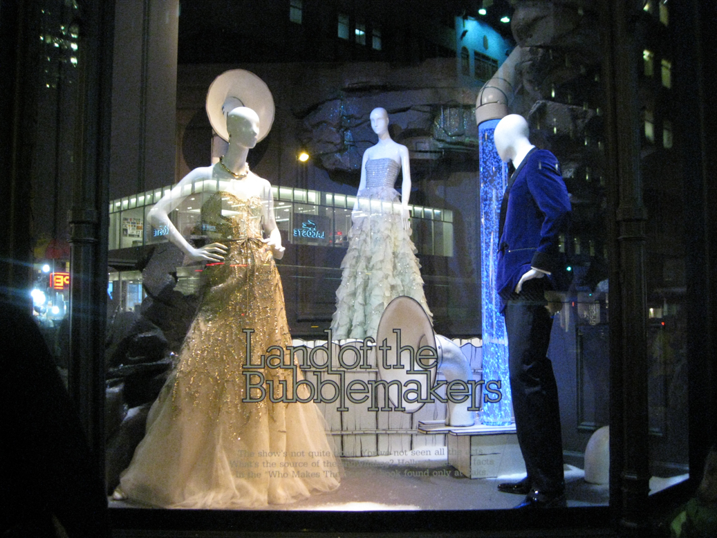 Jennifer Lawrence, Rachel Zegler, and Lola Tung celebrate the holiday  season with the iconic department store's annual window display show.